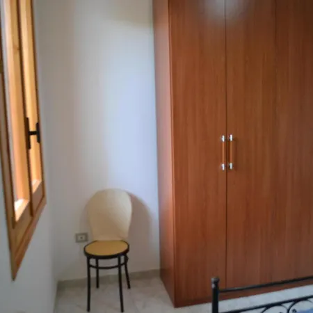 Villa With Open Space In Torre Dellorso